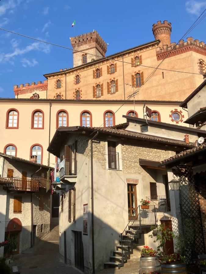 Un Passo Dal Castello Lejlighed Barolo Eksteriør billede
