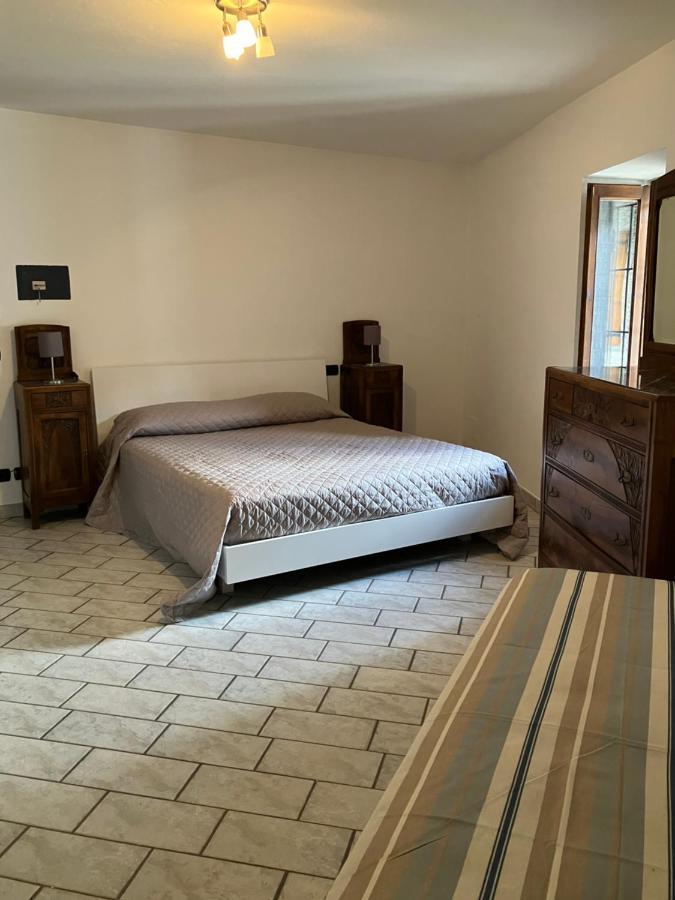 Un Passo Dal Castello Lejlighed Barolo Eksteriør billede
